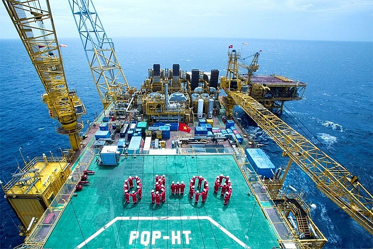 Petrovietnam – 48 năm phát triển cùng đất nước Petrovietnam – 48 năm phát triển cùng đất nước