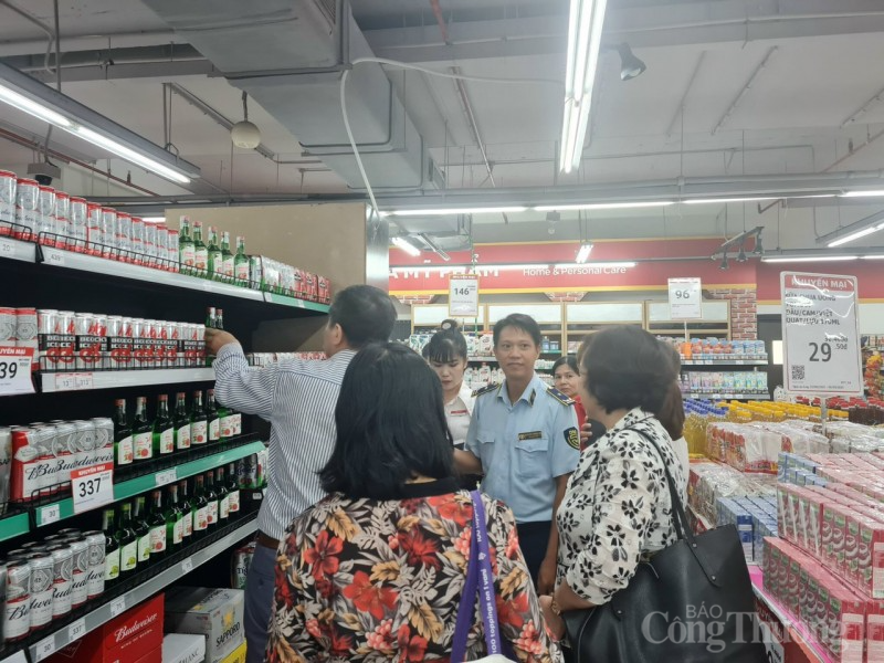 Bộ Công Thương triển khai công tác hậu kiểm về an toàn thực phẩm tại An Giang Bộ Công Thương triển khai công tác hậu kiểm về an toàn thực phẩm tại An Giang