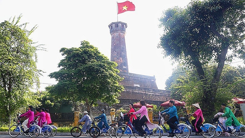 Tết Độc lập rộn ràng trên mọi miền đất nước