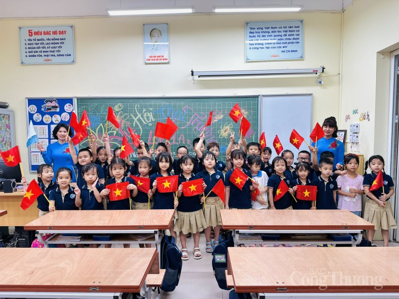 Trường học ở Hà Nội được phép thu chi những khoản nào năm học mới? Trường học ở Hà Nội được phép thu chi những khoản nào năm học mới?