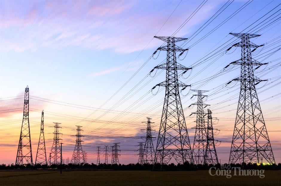 Đề án phát triển lưới điện thông minh tại Việt Nam giai đoạn 2023–2030, tầm nhìn 2045 với mục tiêu phát triển hạ tầng lưới điện thông minh, hiện đại, đáp ứng quá trình chuyển dịch năng lượng, bảo đảm vững chắc an ninh năng lượng quốc gia Đề án phát triển lưới điện thông minh tại Việt Nam giai đoạn 2023–2030, tầm nhìn 2045 với mục tiêu phát triển hạ tầng lưới điện thông minh, hiện đại, đáp ứng quá trình chuyển dịch năng lượng, bảo đảm vững chắc an ninh năng lượng quốc gia