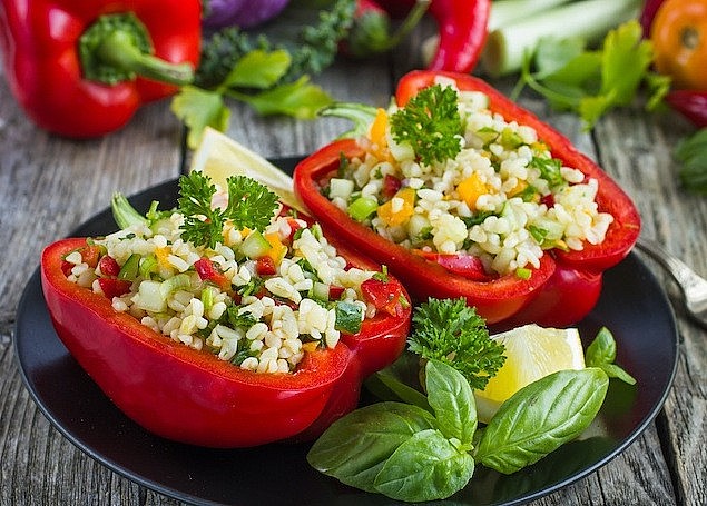 Ăn ớt chuông sống có tốt không? Ớt chuông màu nào tốt nhất? Ăn ớt chuông sống có tốt không? Ớt chuông màu nào tốt nhất?
