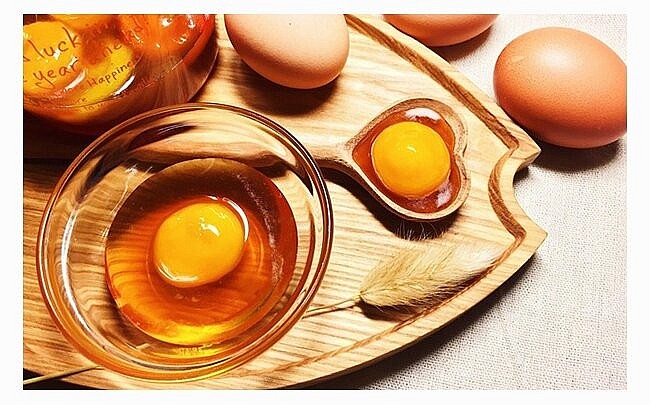 Mật ong trứng gà rất tốt cho hệ hô hấp Mật ong trứng gà rất tốt cho hệ hô hấp