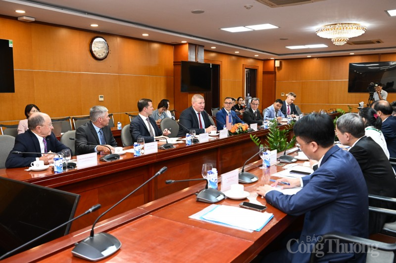 Bộ Công Thương chủ động, tích cực trong phát triển nhiên liệu sinh học Bộ Công Thương chủ động, tích cực trong phát triển nhiên liệu sinh học