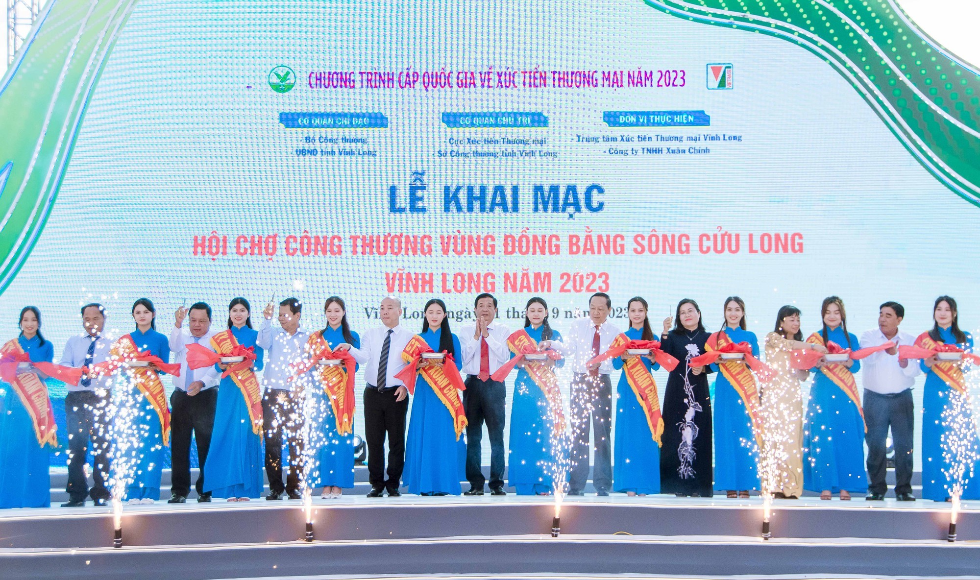 350 gian hàng tham gia Hội chợ Công Thương vùng Đồng bằng Sông Cửu Long