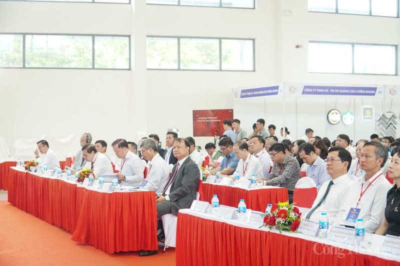 Khai mạc triển lãm công nghiệp hỗ trợ và chế biến chế tạo Đà Nẵng 2023 Khai mạc triển lãm công nghiệp hỗ trợ và chế biến chế tạo Đà Nẵng 2023