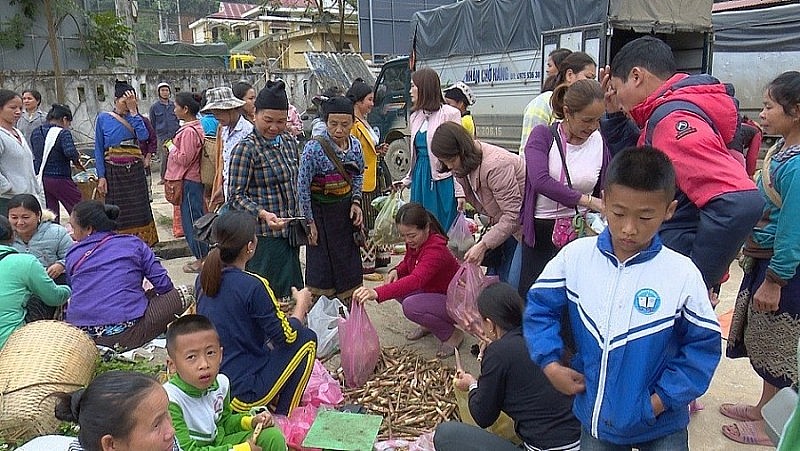 Thanh Hóa: Triển khai có hiệu quả hạ tầng thương mại biên giới, nâng cao đời sống người dân vùng biên