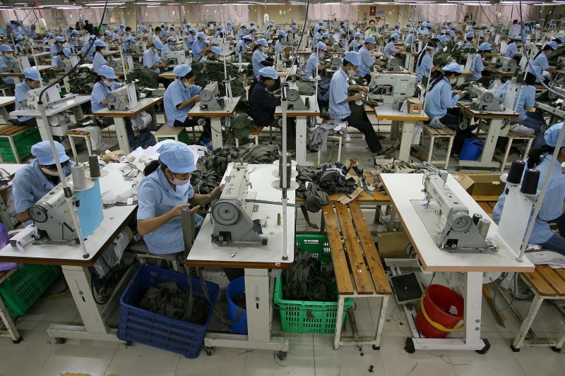 Các trung tâm may mặc châu Á đối mặt với thiệt hại xuất khẩu 65 tỷ USD do thời tiết khắc nghiệt Các trung tâm may mặc châu Á đối mặt với thiệt hại xuất khẩu 65 tỷ USD do thời tiết khắc nghiệt