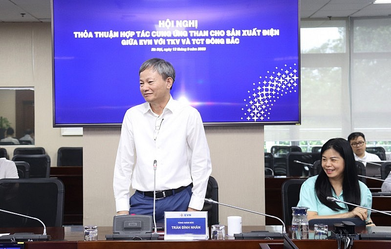 EVN-TKV họp về cung ứng than cho sản xuất điện EVN-TKV họp về cung ứng than cho sản xuất điện