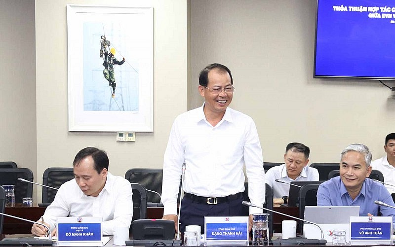 EVN-TKV họp về cung ứng than cho sản xuất điện EVN-TKV họp về cung ứng than cho sản xuất điện