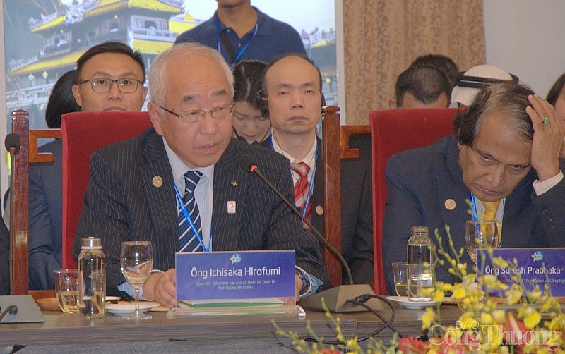 Lãnh đạo TP. Hồ Chí Minh gặp gỡ, kết nối 100 CEO tại Diễn đàn kinh tế Thành phố lần thứ 4