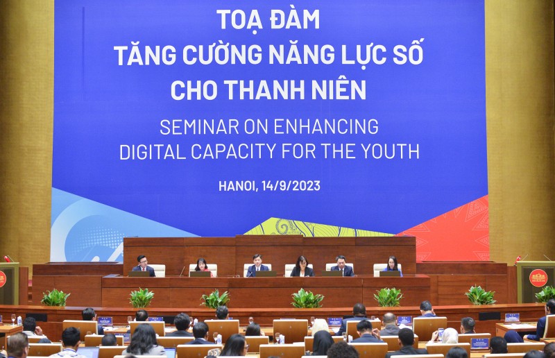 Tọa đàm - Tăng cường năng lực số cho thanh niên Tọa đàm - Tăng cường năng lực số cho thanh niên
