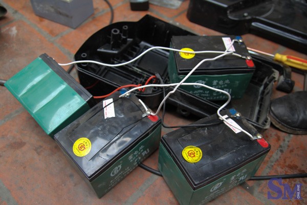 Hướng dẫn sạc xe đạp, máy điện đúng cách để tránh rủi ro cháy nổ Hướng dẫn sạc xe đạp, máy điện đúng cách để tránh rủi ro cháy nổ