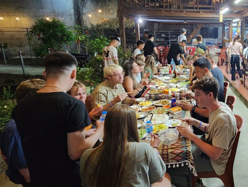 Nỗ lực tái chế chất thải được tạo ra trong ngành thực phẩm và đồ uống Nỗ lực tái chế chất thải được tạo ra trong ngành thực phẩm và đồ uống