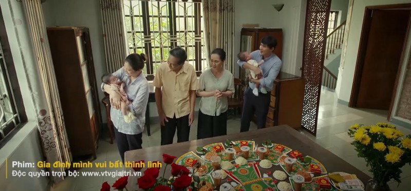 Công và Phương đón nhận niềm vui nhân đôi. Ảnh chụp màn hình Công và Phương đón nhận niềm vui nhân đôi. Ảnh chụp màn hình