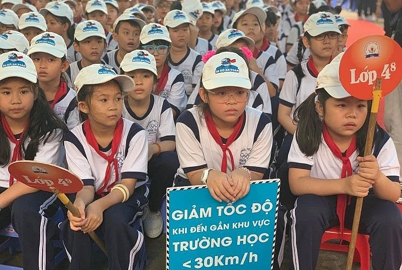 Áp dụng AI trong thúc đẩy mục tiêu phát triển bền vững và an toàn đường bộ Áp dụng AI trong thúc đẩy mục tiêu phát triển bền vững và an toàn đường bộ