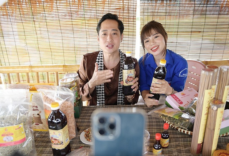 Hà Tĩnh mời diễn viên, KOL nổi tiếng quảng bá, giới thiệu các sản phẩm OCOP Hà Tĩnh mời diễn viên, KOL nổi tiếng quảng bá, giới thiệu các sản phẩm OCOP