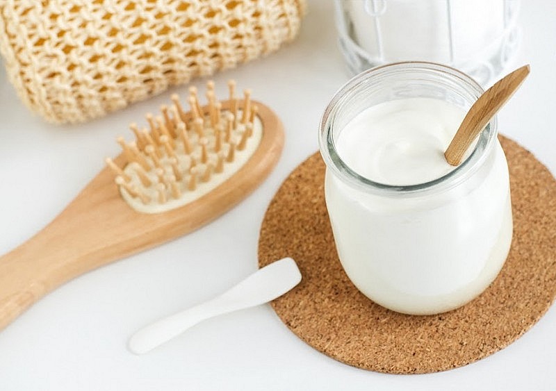 Sữa chua rất có ích cho việc húc đẩy quá trình mọc tóc Sữa chua rất có ích cho việc húc đẩy quá trình mọc tóc