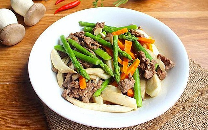 Để qua đêm nấm sẽ chuyển hóa thành nitrit gây hại cho sức khỏe. Ảnh minh họa Để qua đêm nấm sẽ chuyển hóa thành nitrit gây hại cho sức khỏe. Ảnh minh họa