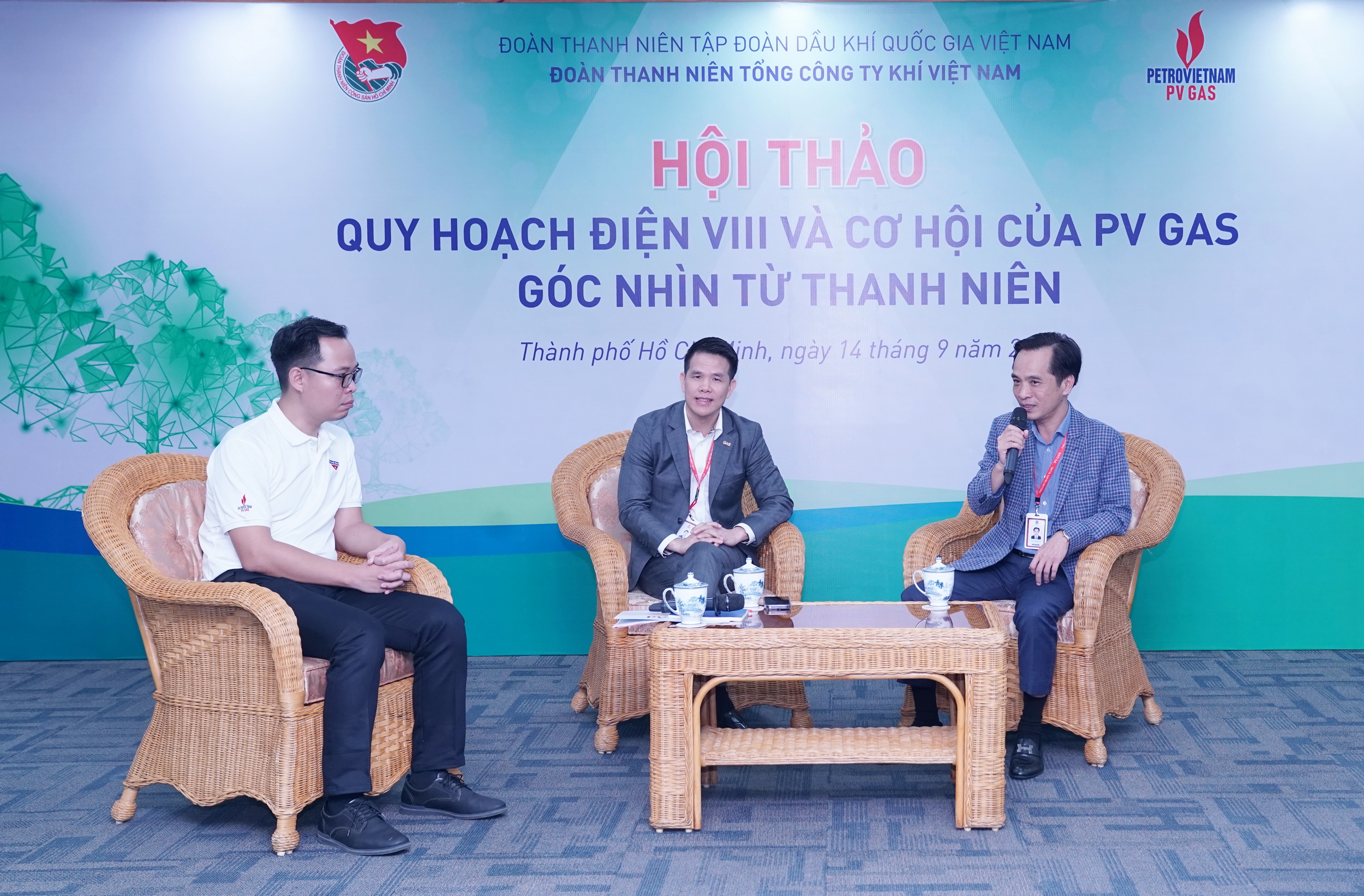“Quy hoạch điện VIII và cơ hội của PV GAS – Góc nhìn từ thanh niên” “Quy hoạch điện VIII và cơ hội của PV GAS – Góc nhìn từ thanh niên”