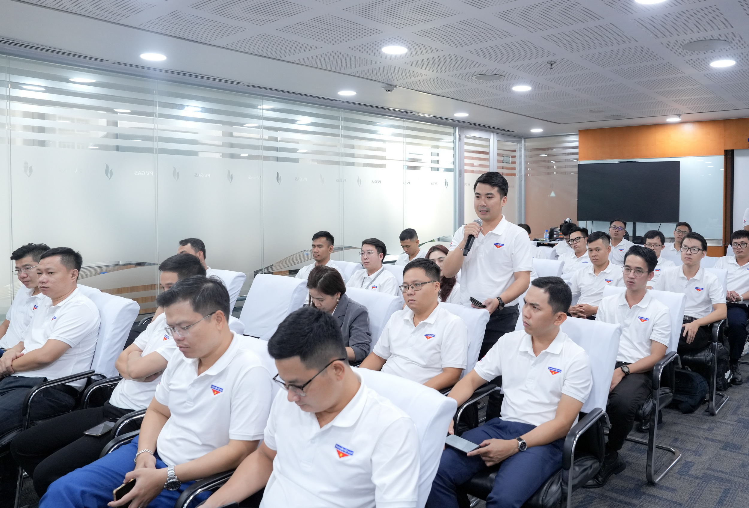 “Quy hoạch điện VIII và cơ hội của PV GAS – Góc nhìn từ thanh niên” “Quy hoạch điện VIII và cơ hội của PV GAS – Góc nhìn từ thanh niên”