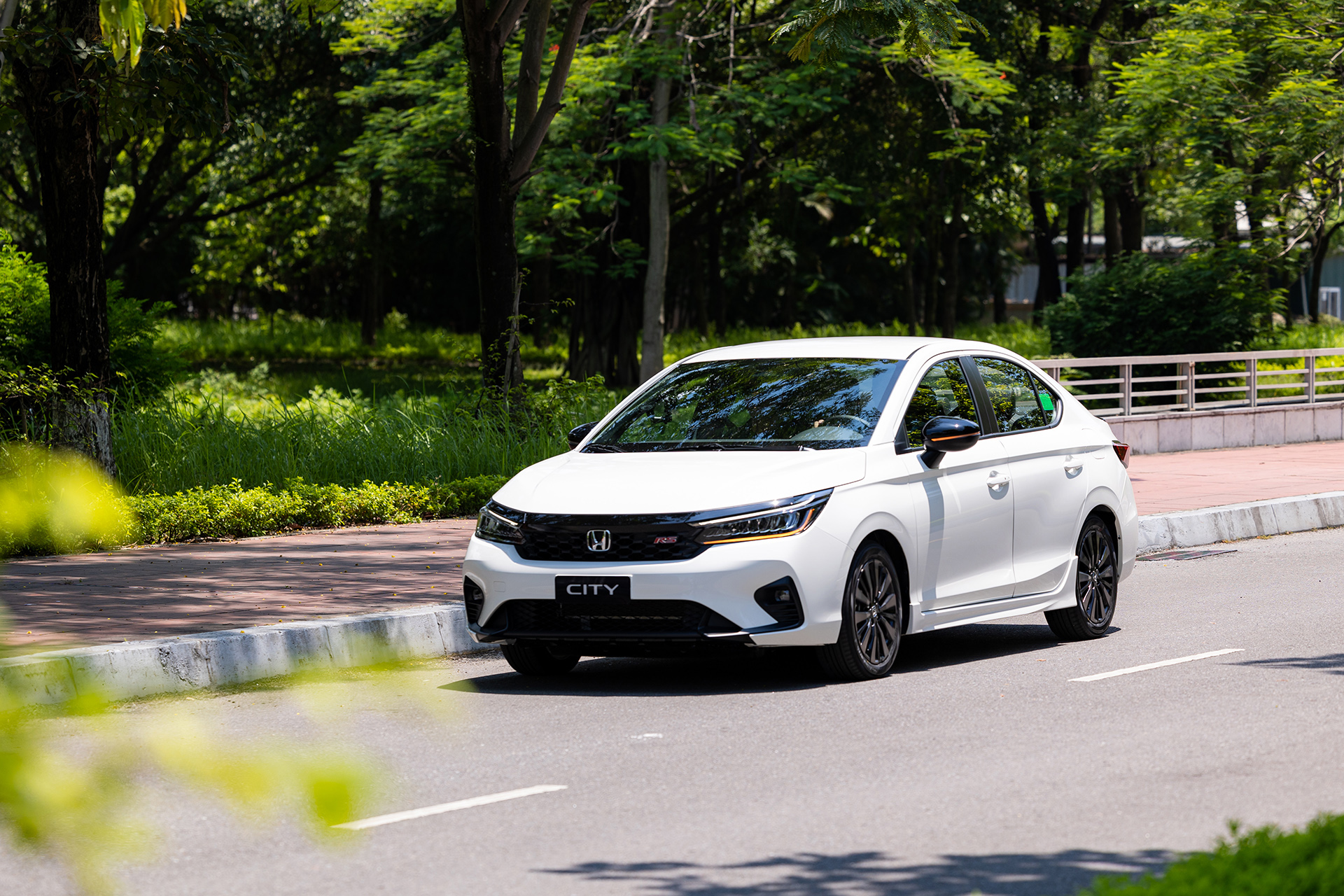 Những mẫu xe ô tô đáng mua đang giảm giá kịch sàn tại Việt Nam - Ảnh 2. ô tô giảm giá