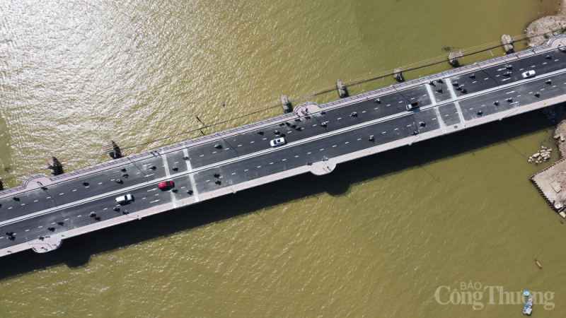 Khánh Hòa: Chính thức đưa vào khai thác cầu Xóm Bóng Khánh Hòa: Chính thức đưa vào khai thác cầu Xóm Bóng