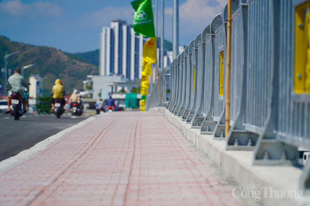 Khánh Hòa: Chính thức đưa vào khai thác cầu Xóm Bóng Khánh Hòa: Chính thức đưa vào khai thác cầu Xóm Bóng