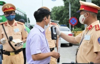Thông tin rộng rãi trên truyền thông, báo chí vi phạm giao thông của cán bộ, công chức, viên chức