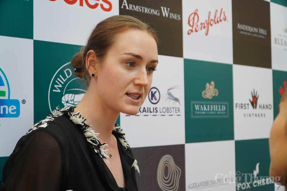 100 đại diện từ Úc quảng bá giáo dục và ẩm thực tại Nha Trang