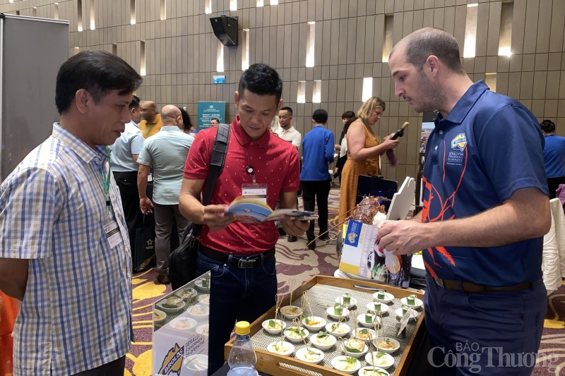 100 đại diện từ Úc quảng bá giáo dục và ẩm thực tại Nha Trang