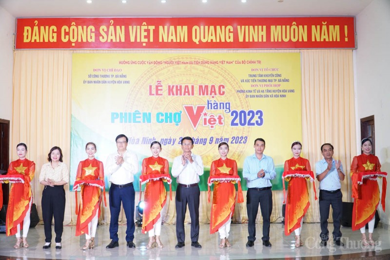 Đà Nẵng: Khai mạc phiên chợ hàng Việt năm 2023 Đà Nẵng: Khai mạc phiên chợ hàng Việt năm 2023