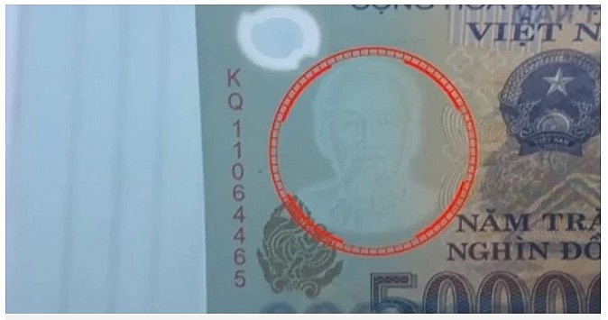 Cách phân biệt tiền giả, tiền thật chính xác nhất Cách phân biệt tiền giả, tiền thật chính xác nhất