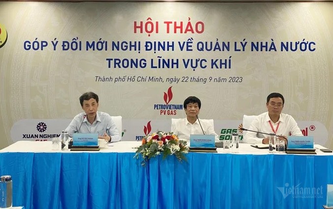 Siết chặt điều kiện kinh doanh khí để chống gas lậu, giảm cháy nổ ? Siết chặt điều kiện kinh doanh khí để chống gas lậu, giảm cháy nổ ?