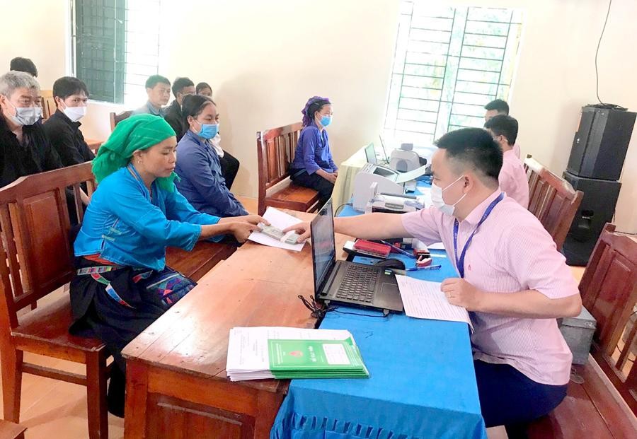 Tích cực triển khai chính sách tín dụng trong phát triển kinh tế-xã hội vùng đồng bào dân tộc thiểu số Tích cực triển khai chính sách tín dụng trong phát triển kinh tế-xã hội vùng đồng bào dân tộc thiểu số