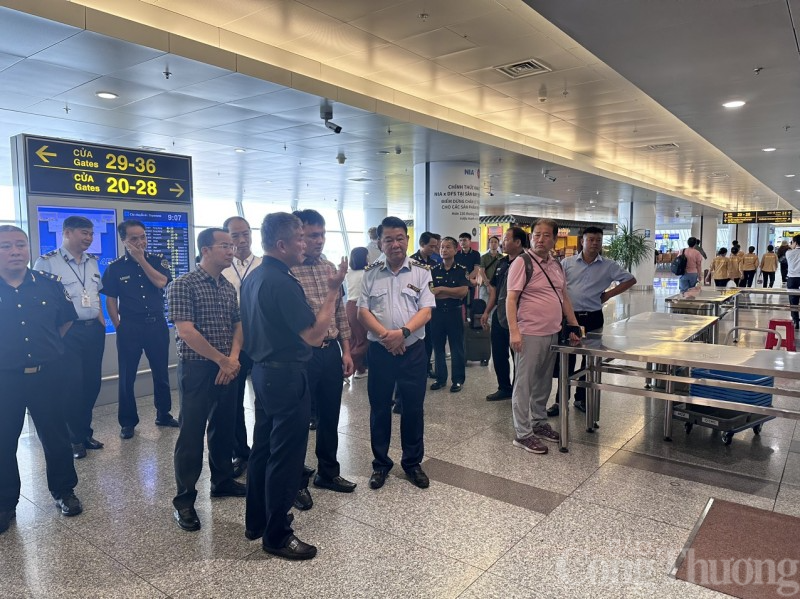 Ban Chỉ đạo 389 Hà Nội: Kiểm tra công tác chống buôn lậu qua cảng hàng không quốc tế Nội Bài