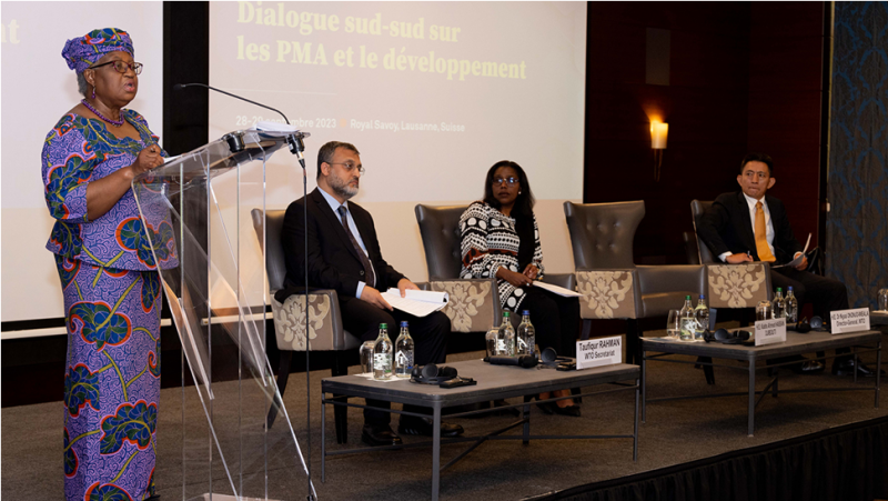 Các thành viên WTO nỗ lực thực hiện mục tiêu phát triển tại Hội nghị Bộ trưởng MC13 Các thành viên WTO nỗ lực thực hiện mục tiêu phát triển tại Hội nghị Bộ trưởng MC13