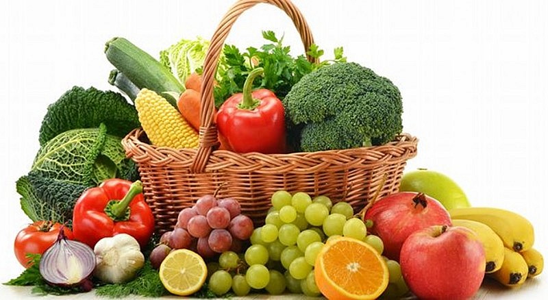 Rau và trái cây đều cung cấp đủ cho cơ thể vitamin, chất khoáng Rau và trái cây đều cung cấp đủ cho cơ thể vitamin, chất khoáng
