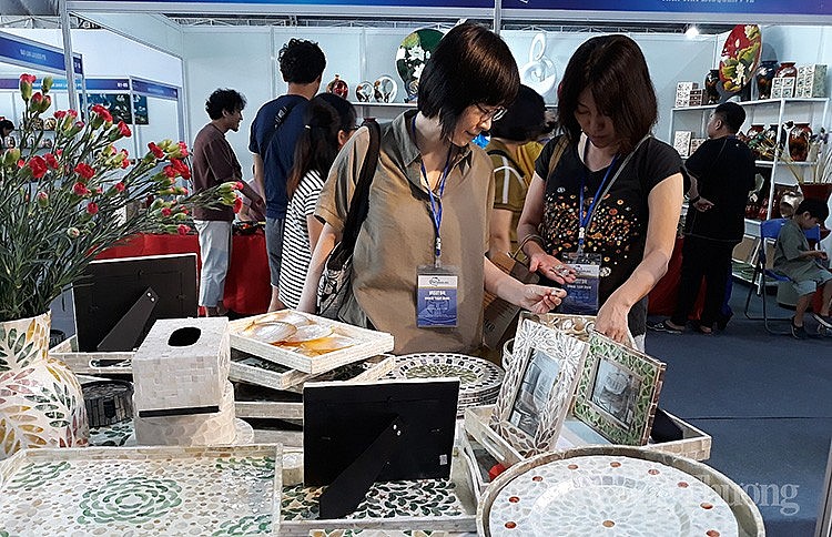 Diễn ra từ 01/10 đến 04/10/2023; Thời gian mở cửa: 08h00 – 18h00 (hàng ngày); Địa điểm: Cung triển lãm Kiến trúc, Quy hoạch xây dựng Quốc gia, số 01 đường Đỗ Đức Dục, quận Nam Từ Liêm, Hà Nội; Diễn ra từ 01/10 đến 04/10/2023; Thời gian mở cửa: 08h00 – 18h00 (hàng ngày); Địa điểm: Cung triển lãm Kiến trúc, Quy hoạch xây dựng Quốc gia, số 01 đường Đỗ Đức Dục, quận Nam Từ Liêm, Hà Nội;