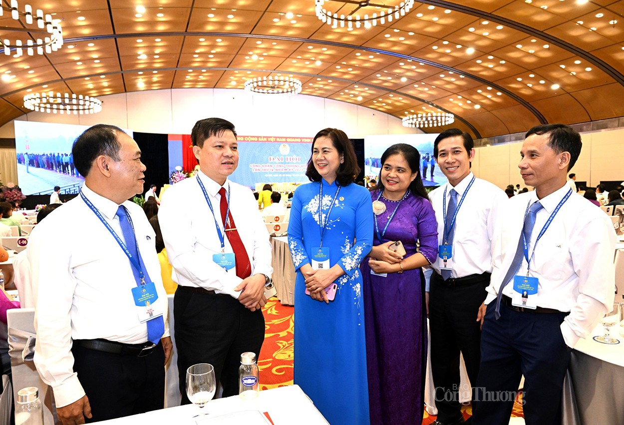 Đoàn viên, người lao động gửi gắm nhiều kỳ vọng vào Đại hội Công đoàn Công Thương Việt Nam lần thứ IV Đoàn viên, người lao động gửi gắm nhiều kỳ vọng vào Đại hội Công đoàn Công Thương Việt Nam lần thứ IV
