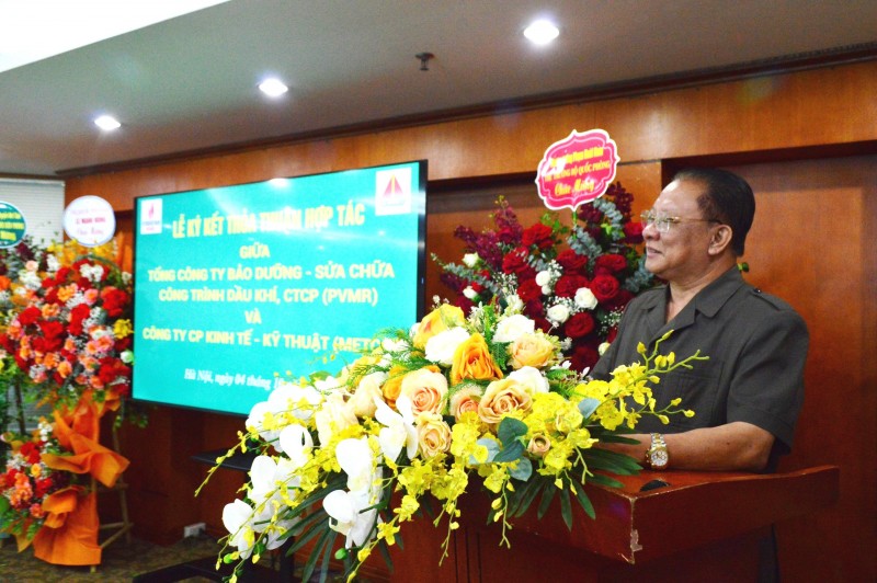 Đồng hành sản xuất kinh doanh, chăm lo toàn diện cho người lao động