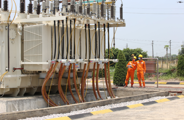 Ngày này năm xưa 6/10: Thành lập Tổng công ty Điện lực miền Bắc