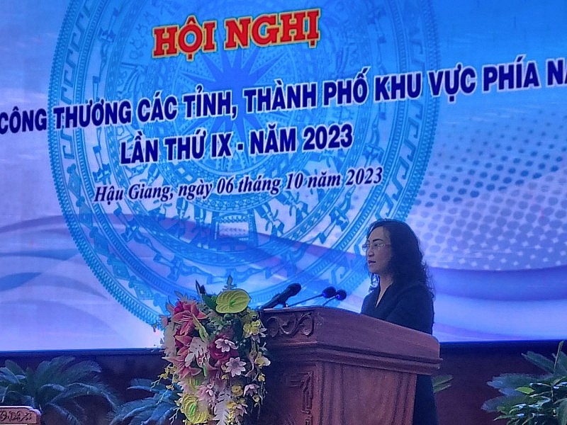 Hội nghị ngành Công Thương phía Nam năm 2023: Nhiều tỉnh, thành duy trì tăng trưởng trong khó khăn Hội nghị ngành Công Thương phía Nam năm 2023: Nhiều tỉnh, thành duy trì tăng trưởng trong khó khăn