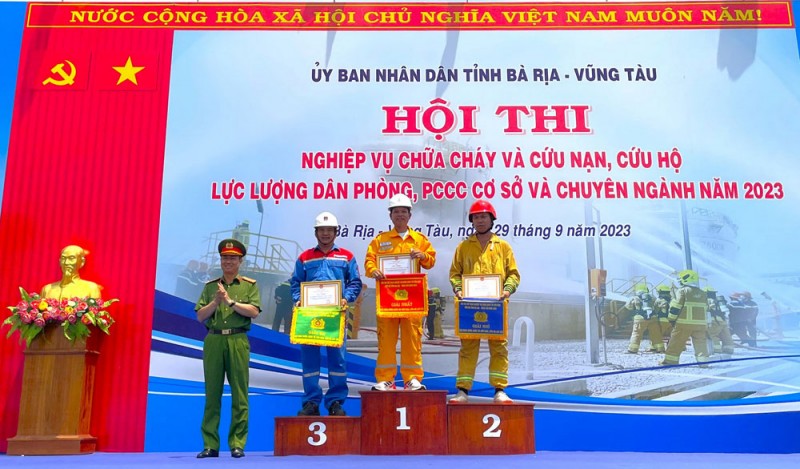 PV GAS nhận các giải thưởng ấn tượng trong công tác Phòng cháy chữa cháy và Cứu nạn cứu hộ PV GAS nhận các giải thưởng ấn tượng trong công tác Phòng cháy chữa cháy và Cứu nạn cứu hộ