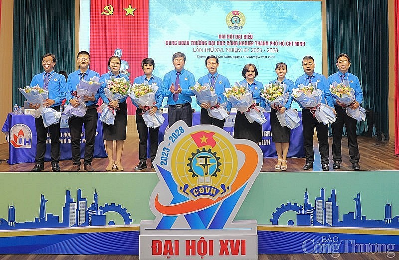 Công đoàn Trường Đại học Công nghiệp TP.HCM: Sợi dây nối liền giữa Đảng với người lao động Công đoàn Trường Đại học Công nghiệp TP.HCM: Sợi dây nối liền giữa Đảng với người lao động