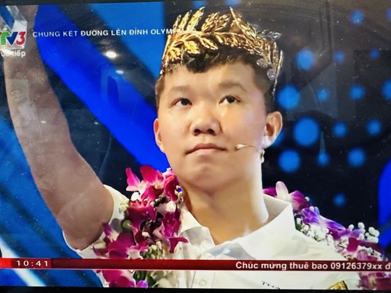 Nguyễn Trọng Thành giành quán quân Đường lên đỉnh Olympia năm thứ 23 Nguyễn Trọng Thành giành quán quân Đường lên đỉnh Olympia năm thứ 23