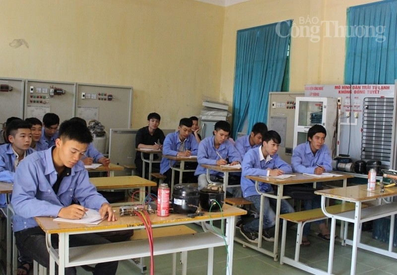 Bài cuối: Bài học trong công tác quản lý đào tạo nghề sau vụ việc ở Trường trung cấp nghề Bỉm Sơn Bài cuối: Bài học trong công tác quản lý đào tạo nghề sau vụ việc ở Trường trung cấp nghề Bỉm Sơn