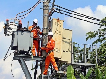 Ủy ban Quản lý vốn Nhà nước yêu cầu doanh nghiệp trực thuộc bảo đảm cung ứng than, điện, xăng dầu