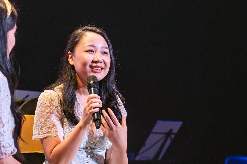 Tiếp vi&ecirc;n h&agrave;ng kh&ocirc;ng Nguyễn Thị B&iacute;ch Hường tham dự v&agrave; chia sẻ ảnh 3