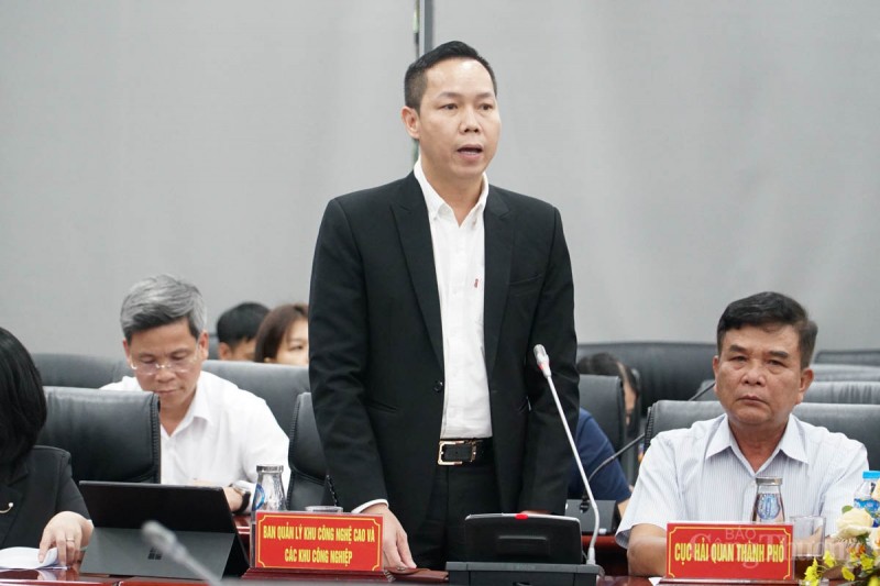 Đà Nẵng: Doanh nghiệp bất an vì ở cao mà mưa vẫn bị nước, đất đá tràn vào Đà Nẵng: Doanh nghiệp bất an vì ở cao mà mưa vẫn bị nước, đất đá tràn vào